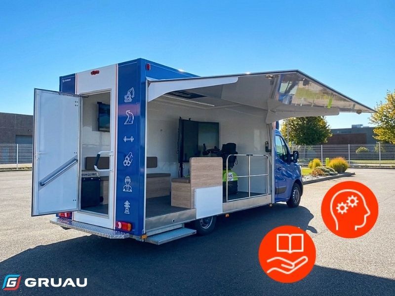 Numéribus - Véhicule bureau mobile - Gruau Le Mans
