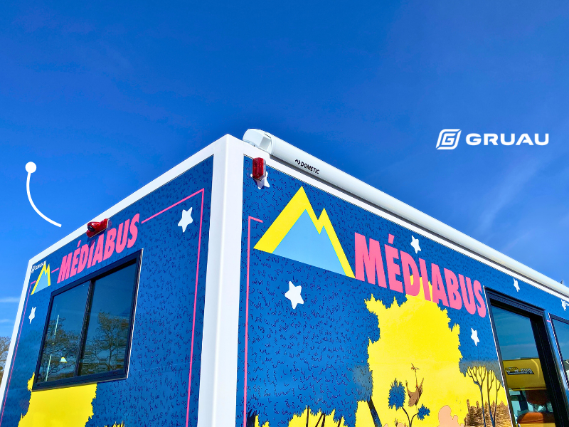 Véhicule médiathèque mobile Gruau